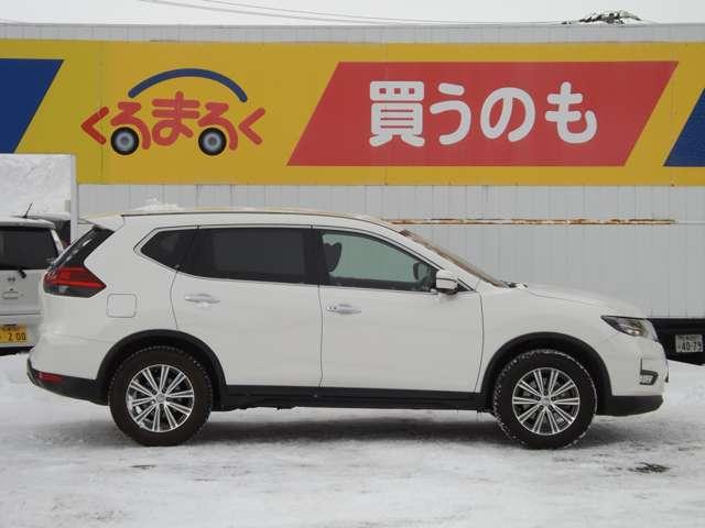 エクストレイル 2.0 20X 3列車 4WD 3列目シート メモリーナビゲーション(23枚目)