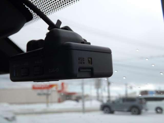 エクストレイル 2.0 20X 3列車 4WD 3列目シート メモリーナビゲーション(25枚目)