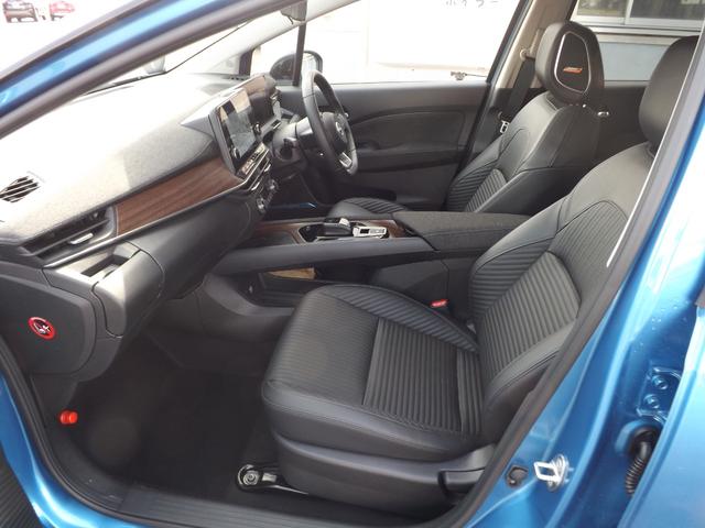 オーラ Ｇ　ＦＯＵＲ　レザーエディション　４ＷＤ　ＢＯＳＥサウンドシステム　メモリーナビ（17枚目）