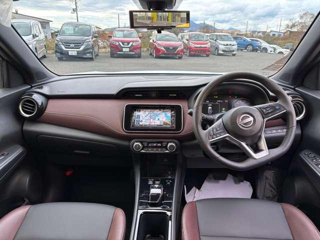キックス １．２　Ｘ　ＦＯＵＲ　ツートーン　インテリアエディション（ｅ－ＰＯＷＥＲ）　４ＷＤ　※当社試乗車ＵＰ※　プロパイロット　アラウ（3枚目）