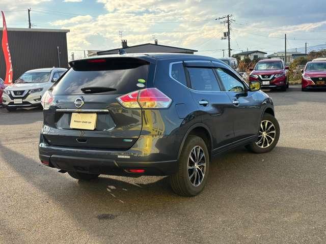 エクストレイル ２．０　２０Ｘ　エマージェンシーブレーキパッケージ　２列車　４ＷＤ　社外フローティングナビ（2枚目）