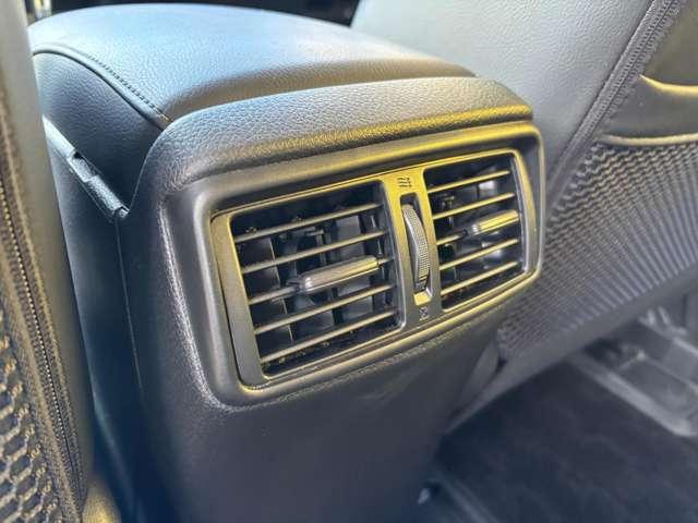 エクストレイル ２．０　２０Ｘ　エマージェンシーブレーキパッケージ　２列車　４ＷＤ　社外フローティングナビ（20枚目）