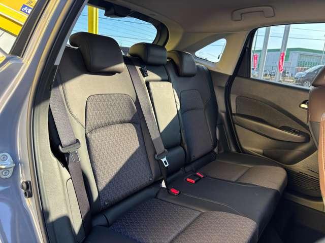 オーラ １．２　Ｇ　ＦＯＵＲ　４ＷＤ　※当社社有車ＵＰ※　アラウンドビュ－モニタ－（6枚目）