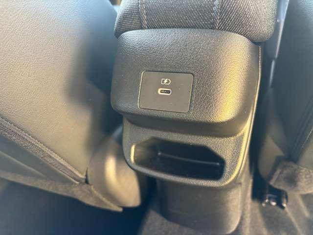 オーラ １．２　Ｇ　ＦＯＵＲ　４ＷＤ　※当社社有車ＵＰ※　アラウンドビュ－モニタ－（18枚目）