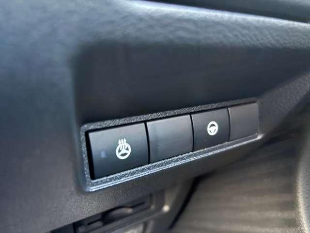 オーラ １．２　Ｇ　ＦＯＵＲ　レザーエディション　４ＷＤ　※社有車ＵＰ※　メ－カ－オプションナビ（13枚目）