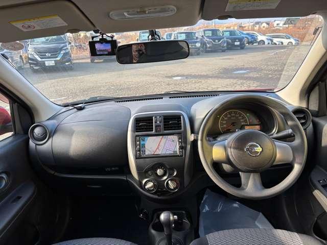 マーチ １．２　Ｘ　ＦＯＵＲ　４ＷＤ　純正メモリーナビ　エンジンスターター（3枚目）