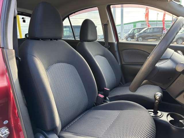 マーチ １．２　Ｘ　ＦＯＵＲ　４ＷＤ　純正メモリーナビ　エンジンスターター（4枚目）