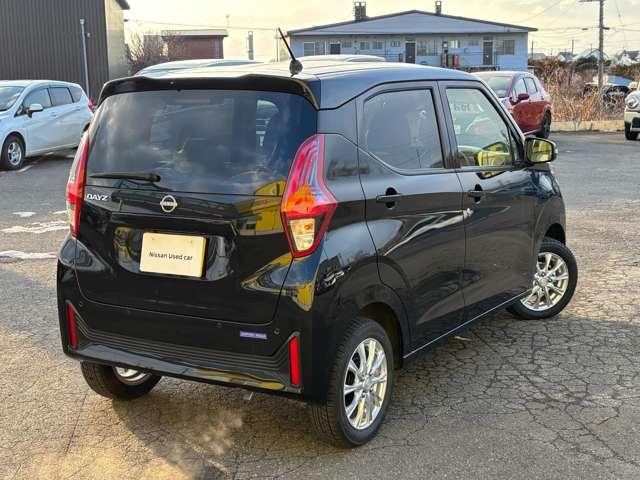 デイズ ６６０　Ｘ　４ＷＤ　社外メモリーナビ　ドライブレコーダー（2枚目）