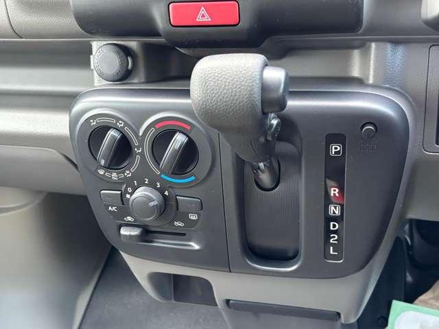 エブリイ ６６０　ＰＡ　ハイルーフ　４ＷＤ　衝突軽減ブレーキ　横滑り防止装置（10枚目）