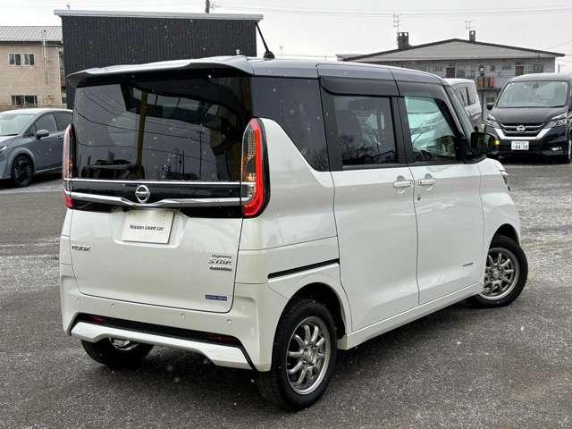 ルークス ６６０　ハイウェイスターＧターボ　アーバンクロム　プロパイロット　エディション　４ＷＤ　純正大型ナビ　ドライブレコーダー前後（2枚目）