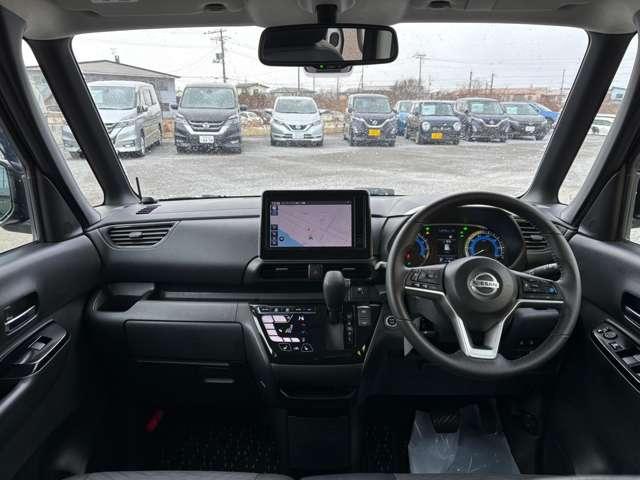 ルークス ６６０　ハイウェイスターＧターボ　アーバンクロム　プロパイロット　エディション　４ＷＤ　純正大型ナビ　ドライブレコーダー前後（3枚目）