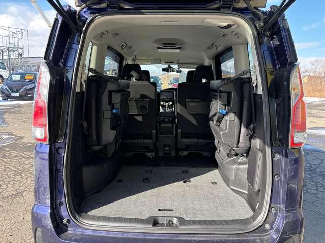 セレナ 2.0 ハイウェイスター VセレクションII 4WD メモリーナビ フリップダウンモニター(32枚目)