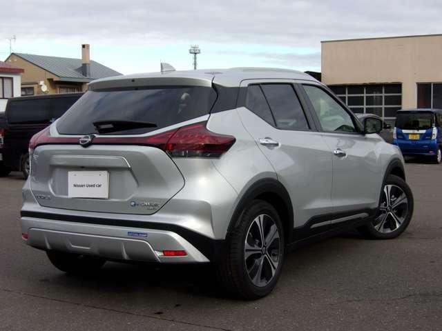 キックス １．２　Ｘ　ＦＯＵＲ　ツートーン　インテリアエディション（ｅ－ＰＯＷＥＲ）　４ＷＤ（2枚目）