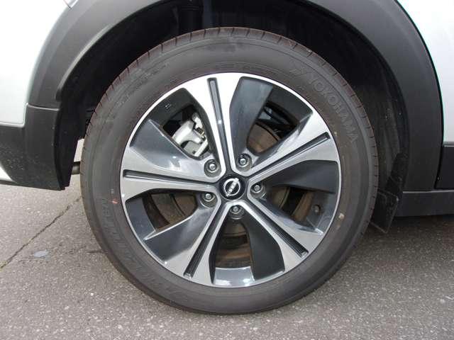 キックス １．２　Ｘ　ＦＯＵＲ　ツートーン　インテリアエディション（ｅ－ＰＯＷＥＲ）　４ＷＤ（12枚目）