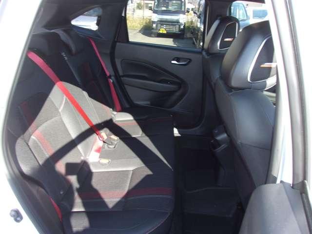 オーラ 1.2 NISMO チューンド e-POWER 4WD(16枚目)