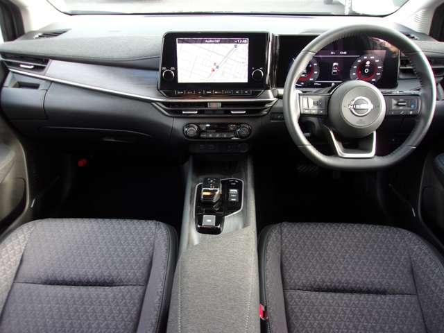 オーラ 1.2 G FOUR 4WD(3枚目)