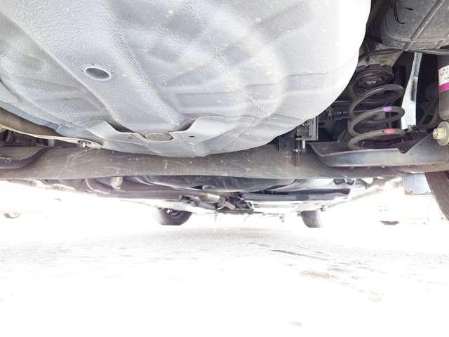 ノート 1.2 X メーカー装着ナビ&ETC・アラウンドビュー(18枚目)