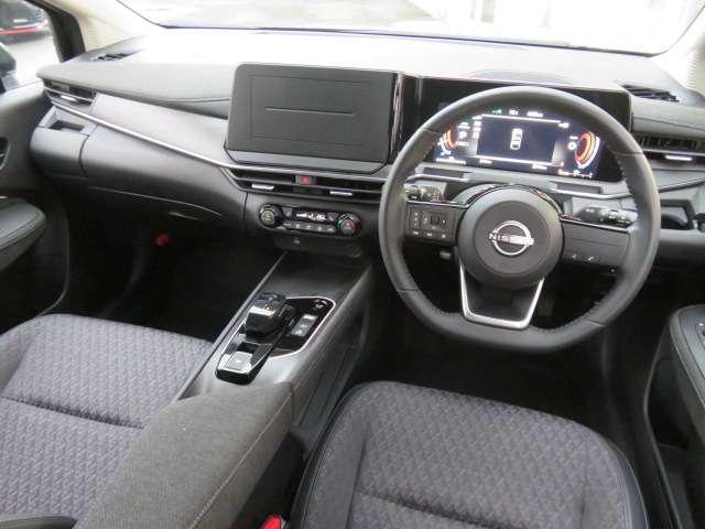 オーラ 1.2 G FOUR 4WD 当社試乗車アップ アラウンドビューモニタ(5枚目)