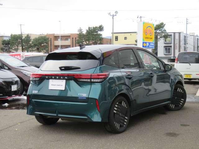 オーラ １．２　Ｇ　ＦＯＵＲ　４ＷＤ　プロパイロット　ナビ（3枚目）