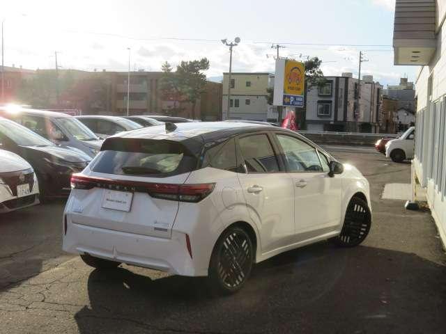 オーラ １．２　Ｇ　ＦＯＵＲ　レザーエディション　４ＷＤ　プロパイロット　アラウンドビューモニター（4枚目）