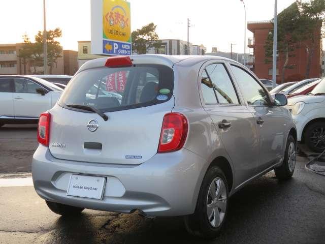 マーチ １．２　Ｓ　横滑り防止装置　ＣＤオーディオ（3枚目）