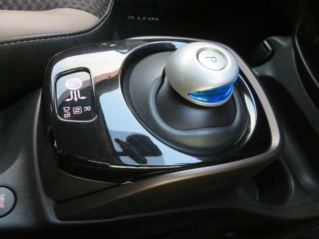 ノート 1.2 e-POWER メダリスト 衝突軽減ブレーキ アラウンドビューモニタ(6枚目)