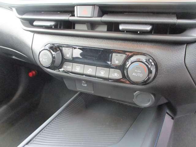 ノート １．２　ＡＵＴＥＣＨ　クロスオーバー　ＦＯＵＲ　４ＷＤ　当社試乗車アップ　衝突被害軽減ブレーキ（11枚目）