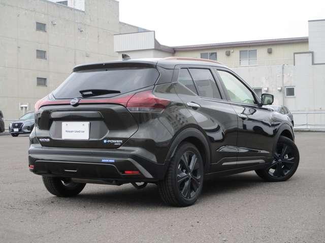 キックス １．２　Ｘ　ＦＯＵＲ　９０周年記念車　（ｅ－ＰＯＷＥＲ）　４ＷＤ　当社社用車アップ　プロパイロット装備（2枚目）