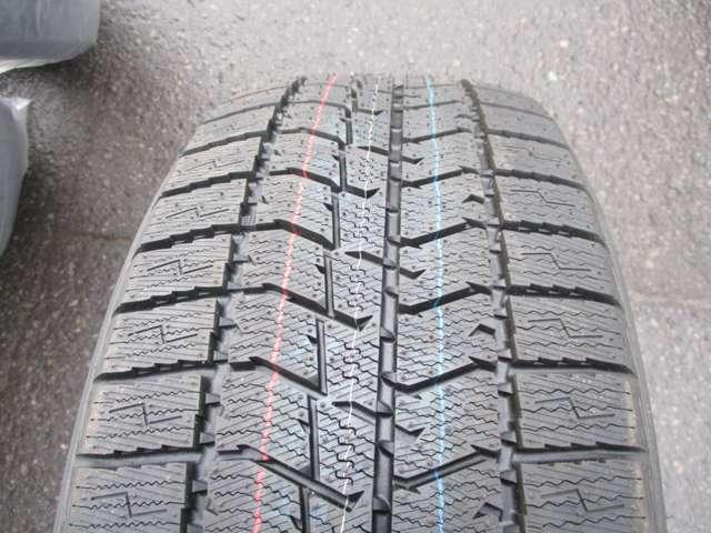 オーラ １．２　Ｇ　ＦＯＵＲ　４ＷＤ　低速衝突軽減ブレーキ横滑り防止装置社用車（18枚目）