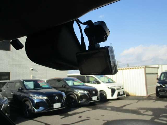 ルークス ６６０　ハイウェイスターＸ　４ＷＤ　低速衝突軽減ブレーキ横滑り防止装置アラウ（15枚目）