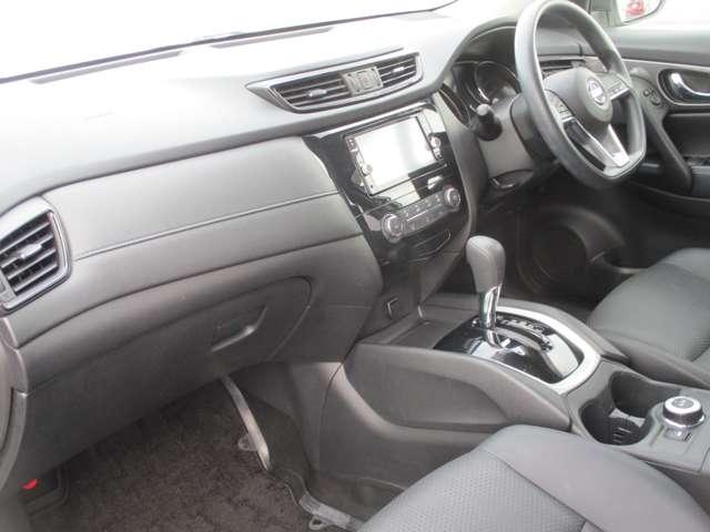 エクストレイル 2.0 20S 2列車 4WD 低速衝突被害軽減ブレーキ(3枚目)