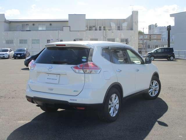 エクストレイル 2.0 20X エマージェンシーブレーキパッケージ 2列車 4WD フルセグナビ 横滑り防止装置(2枚目)