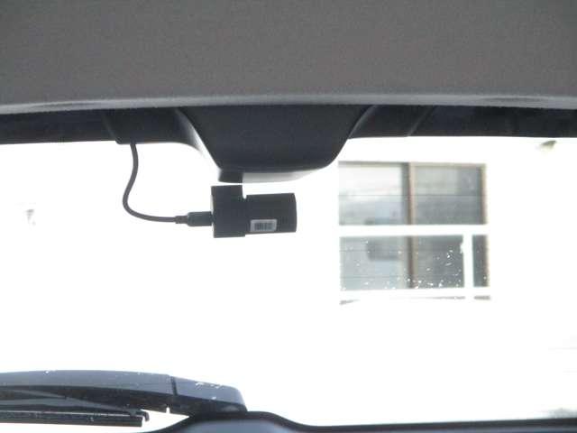 オーラ １．２　Ｇ　ＦＯＵＲ　４ＷＤ　メーカーナビ　アラウンドビューモニター（12枚目）