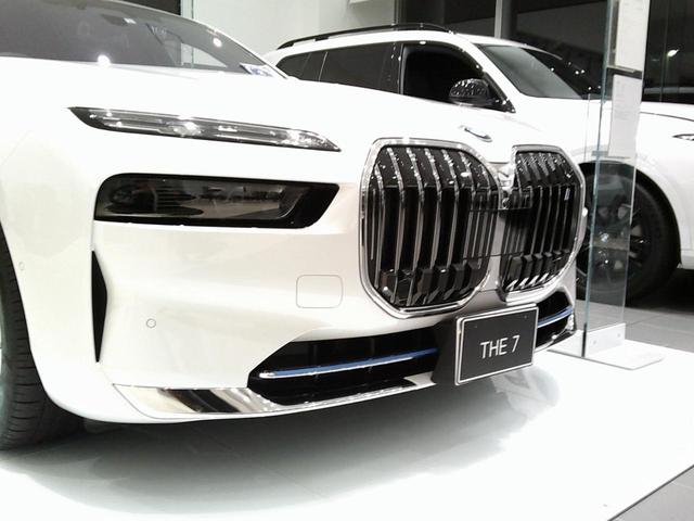 ＢＭＷ ｉ７