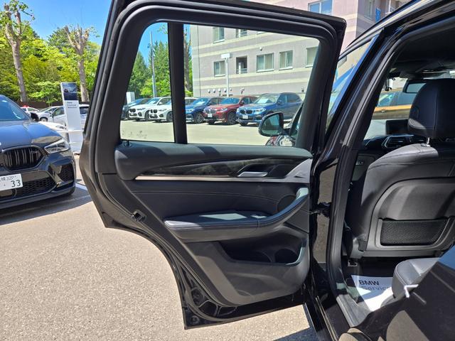 Ｘ３ ｘＤｒｉｖｅ　２０ｄ　Ｍスポーツ　認定中古車　レザーシート　地デジ　アンビエントライト　シートヒーター　リアビューカメラ　電動シート　Ｂｌｕｅｔｏｏｔｈオーディオ　オートホールド　ＥＴＣ内蔵ルームミラー（23枚目）