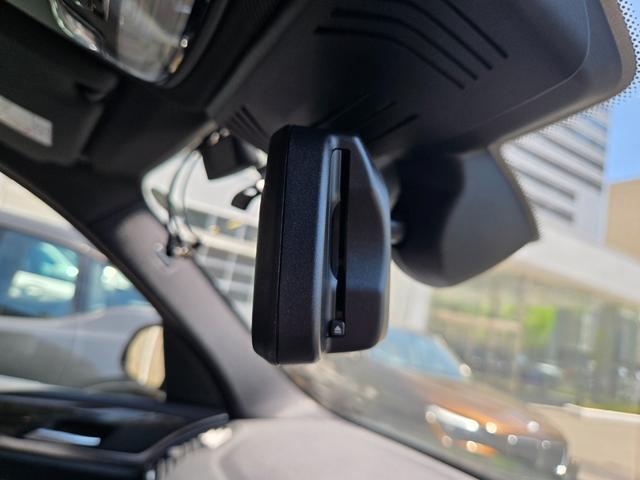Ｘ３ ｘＤｒｉｖｅ　２０ｄ　Ｍスポーツ　認定中古車　レザーシート　地デジ　アンビエントライト　シートヒーター　リアビューカメラ　電動シート　Ｂｌｕｅｔｏｏｔｈオーディオ　オートホールド　ＥＴＣ内蔵ルームミラー（24枚目）