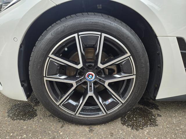 ４シリーズ ４２０ｄ　ｘＤｒｉｖｅグランクーペ　Ｍスポーツ　認定中古車　レザーシート　リアビューカメラ　Ｂｌｕｅｔｏｏｔｈオーディオ　アンビエントライト　ＨＤＤナビ　電動テールゲート　シートヒーター　アクティブクルーズコントロール　オートホールド（29枚目）