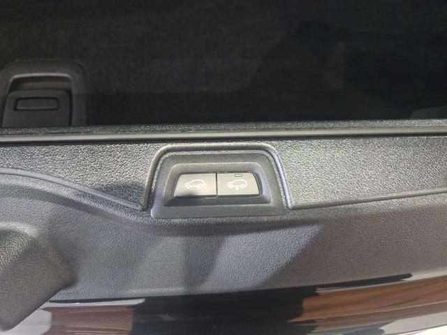 Ｘ７ ｘＤｒｉｖｅ　４０ｄ　Ｍスポーツ　認定中古車　サンルーフ　７人乗り　シートヒーター　ＨａｒｍａｎＫａｒｄｏｎ　アクティブクルーズコントロール　ヘッドアップディスプレイ　マッサージシート　ソフトクローズドア　保温保冷カップホルダ（2枚目）