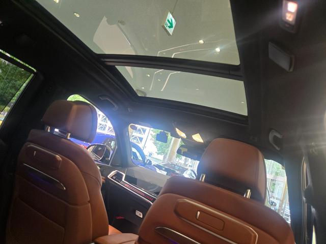 Ｘ７ ｘＤｒｉｖｅ　４０ｄ　Ｍスポーツ　認定中古車　サンルーフ　７人乗り　シートヒーター　ＨａｒｍａｎＫａｒｄｏｎ　アクティブクルーズコントロール　ヘッドアップディスプレイ　マッサージシート　ソフトクローズドア　保温保冷カップホルダ（49枚目）