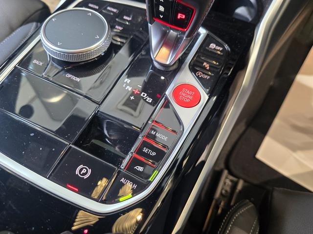 『ＢＭＷ　Ｐｒｅｍｉｕｍ　Ｓｅｌｅｃｔｉｏｎ　札幌』の在庫車両をご覧いただき、誠にありがとうございます♪ＢＭＷの『認定中古車』はお任せください。常時約３０台の洗練されたＢＭＷを取り揃えております。