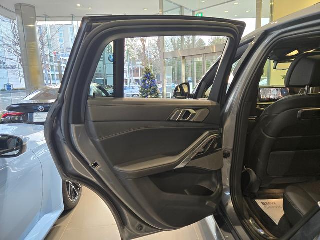 X6 xDrive 35d Mスポーツ 認定中古車 サンルーフ ソフトクローズドア トップビューカメラ 保温保冷カップホルダ 地デジ アンビエントライト HarmanKardonサラウンド 前後シートヒーター マッサージシート 電動シート(41枚目)
