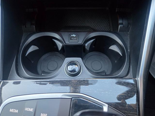 3シリーズ 320d xDrive Mスポーツ 認定中古車 ヘッドアップディスプレイ シートヒーター アンビエントライト コンフォートアクセス リアビューカメラ Bluetoothオーディオ アクティブクルーズコントロール レザーシート(40枚目)