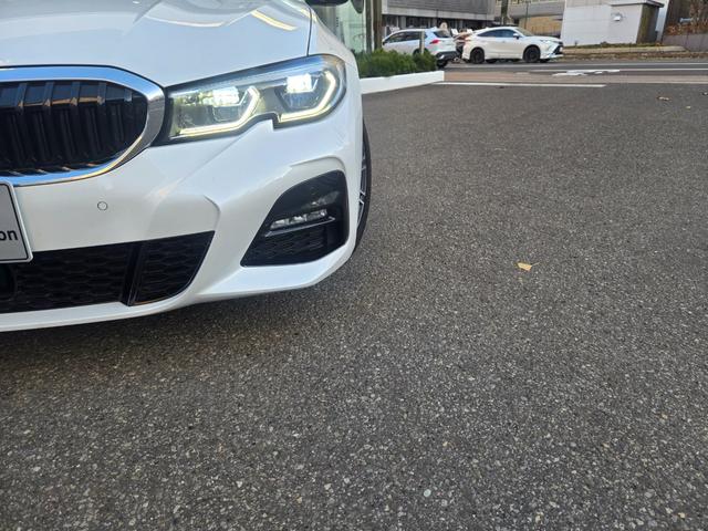 3シリーズ 320d xDrive Mスポーツ 認定中古車 ヘッドアップディスプレイ シートヒーター アンビエントライト コンフォートアクセス リアビューカメラ Bluetoothオーディオ アクティブクルーズコントロール レザーシート(43枚目)