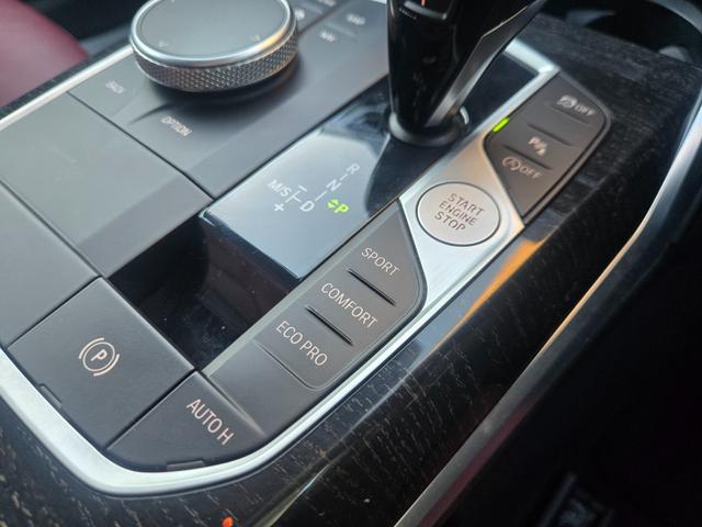 3シリーズ 320d xDrive Mスポーツ 認定中古車 ヘッドアップディスプレイ シートヒーター アンビエントライト コンフォートアクセス リアビューカメラ Bluetoothオーディオ アクティブクルーズコントロール レザーシート(60枚目)