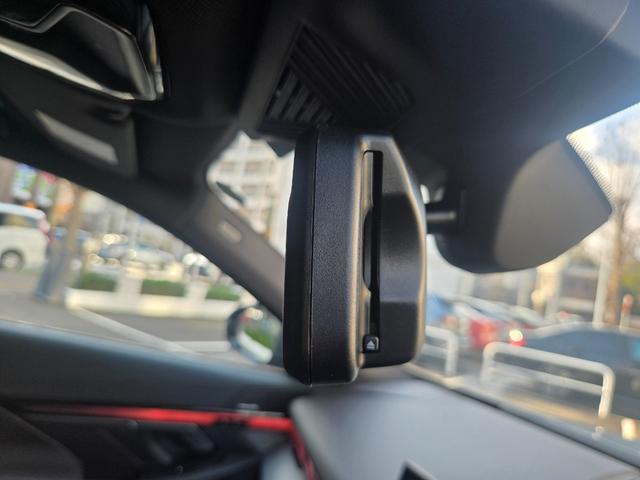 5シリーズ 523d xDriveツーリング Mスポーツ 弊社デモカー 認定中古車 サンルーフ レザー HarmanKardonサラウンド アンビエントライト ヘッドアップディスプレイ 地デジ シートヒーター トップビューカメラ アクティブクルーズ(32枚目)