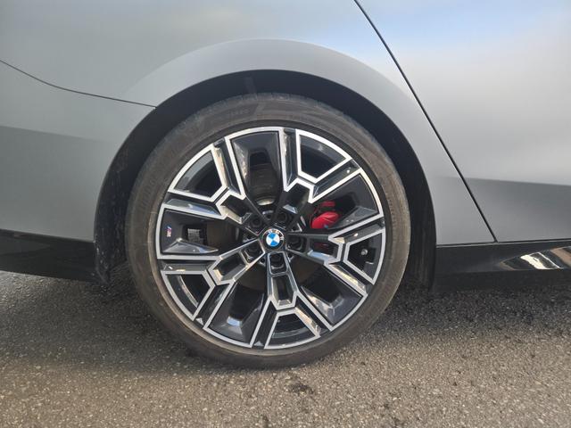 5シリーズ 523d xDriveツーリング Mスポーツ 弊社デモカー 認定中古車 サンルーフ レザー HarmanKardonサラウンド アンビエントライト ヘッドアップディスプレイ 地デジ シートヒーター トップビューカメラ アクティブクルーズ(48枚目)