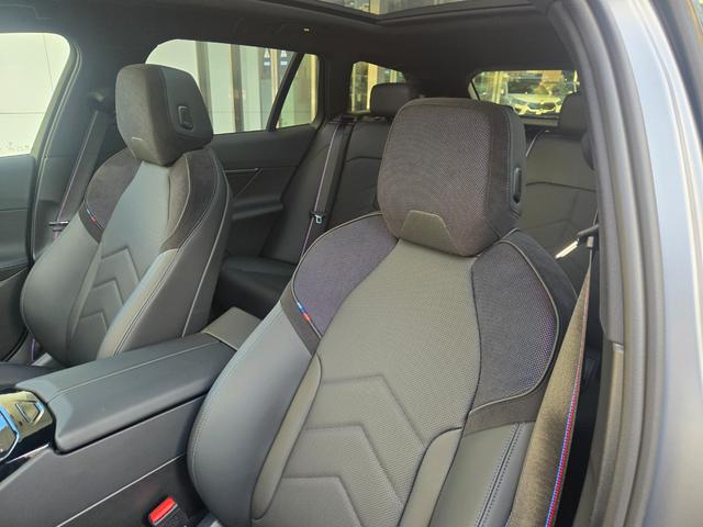 5シリーズ 523d xDriveツーリング Mスポーツ 弊社デモカー 認定中古車 サンルーフ レザー HarmanKardonサラウンド アンビエントライト ヘッドアップディスプレイ 地デジ シートヒーター トップビューカメラ アクティブクルーズ(55枚目)