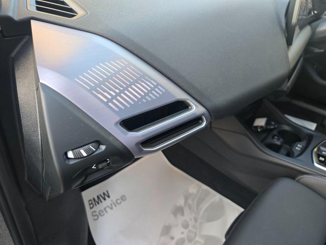 1シリーズ 120 認定中古車 弊社デモカー 電動テールゲート HarmanKardonサラウンド レザー ヘッドアップディスプレイ アンビエントライト トップビューカメラ 車線逸脱警告 Bluetoothオーディオ(8枚目)