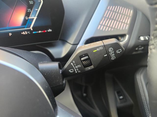 1シリーズ 120 認定中古車 弊社デモカー 電動テールゲート HarmanKardonサラウンド レザー ヘッドアップディスプレイ アンビエントライト トップビューカメラ 車線逸脱警告 Bluetoothオーディオ(54枚目)