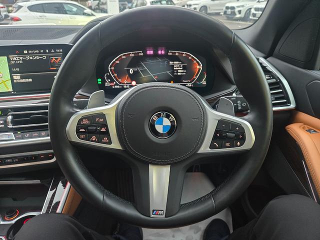 �P�O�O���ړ_���Ə������i�����F�_���E�����́A�h�C�c�{�ЂƓ��l�̋���E�P�����󂯂���僁�J�j�b�N���A�P�O�O���ڂɂ��y�ԉӏ���O��I�Ɍ������`�F�b�N�B